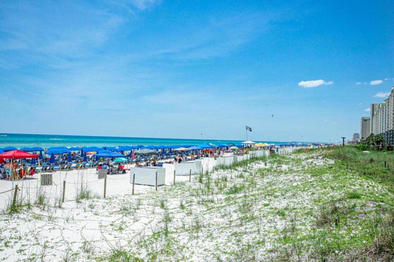 Holiday home On The 3-d Floor, Laketown 324 - Large 2 Bd , Great Views And Amenities *