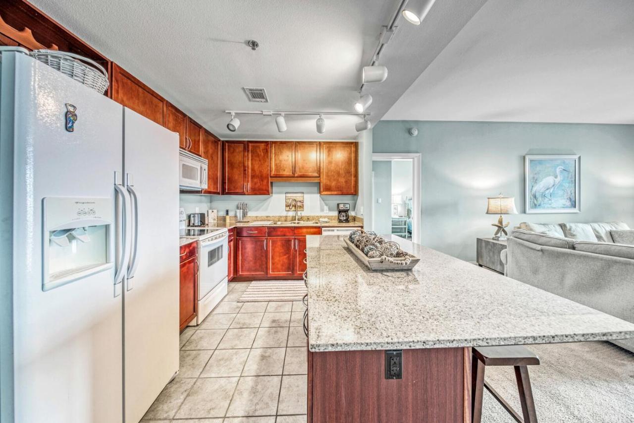 On The 3-d Floor, Laketown 324 - Large 2 Bd , Great Views And Amenities Panama City Beach