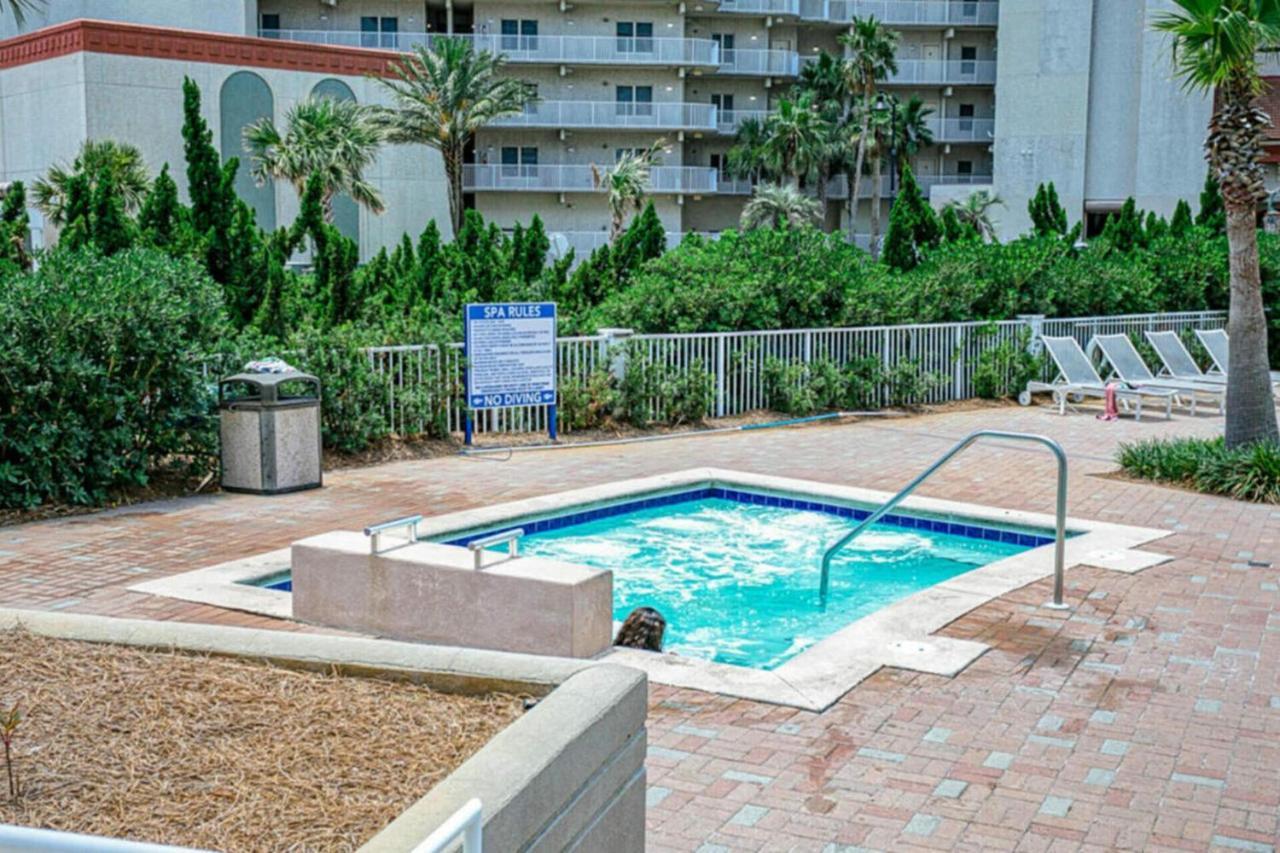 On The 3-d Floor, Laketown 324 - Large 2 Bd , Great Views And Amenities