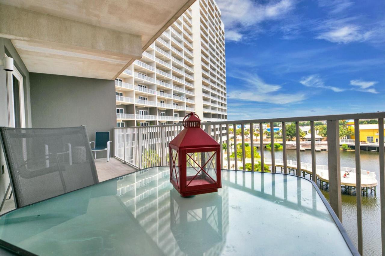 Holiday home On The 3-d Floor, Laketown 324 - Large 2 Bd , Great Views And Amenities