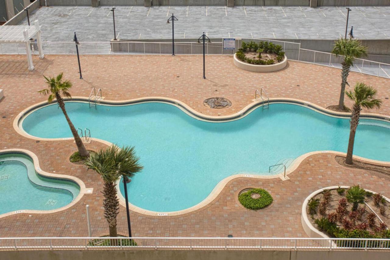 On The 3-d Floor, Laketown 324 - Large 2 Bd , Great Views And Amenities Holiday home